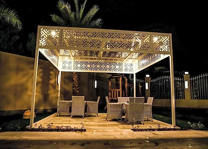 Aparthotel Serenity 4*