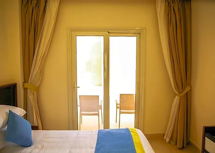 Aparthotel Serenity