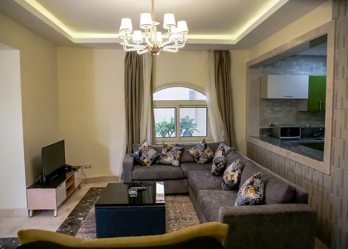 Aparthotel Serenity 4*