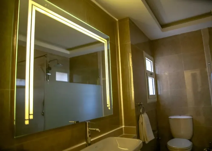 Aparthotel Serenity 4*