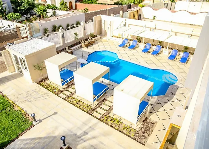 Serenity Aparthotel 4*