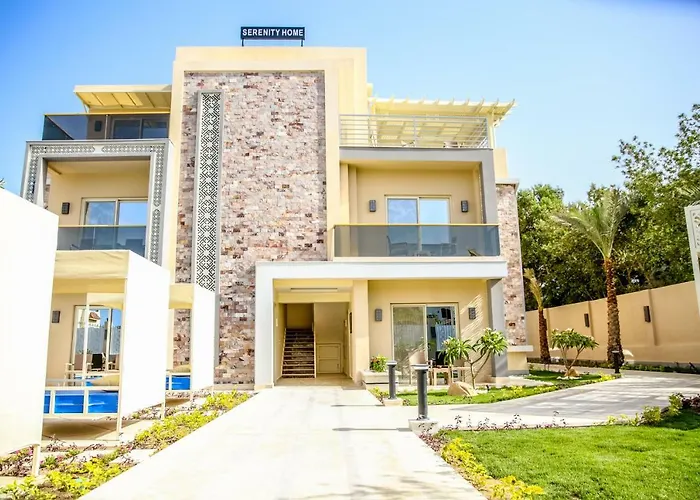 Serenity Aparthotel 4*